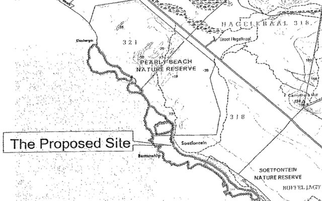 Gansbaai Zuma staan by Kernkrag Bantamsklip_1